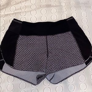 Lululemon Shorts 4”